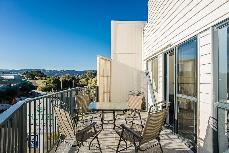 Wrights By The Sea Motel Paraparaumu Extérieur photo