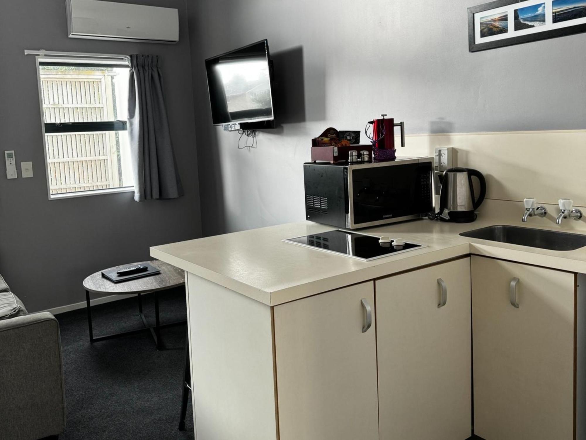 Wrights By The Sea Motel Paraparaumu Extérieur photo
