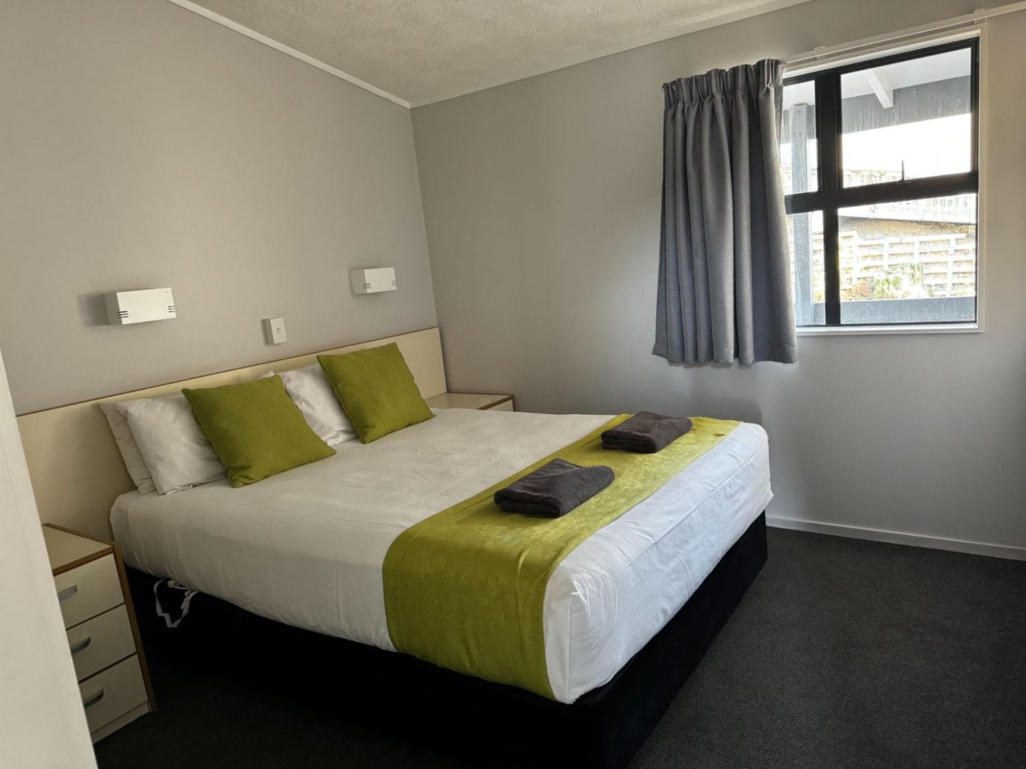 Wrights By The Sea Motel Paraparaumu Extérieur photo